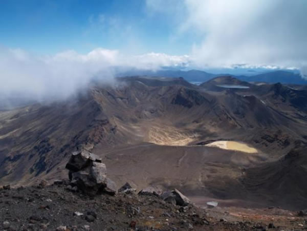 新西兰北岛的陶波火山区地下水塘内可能蕴藏极大量黄金和银等贵金属