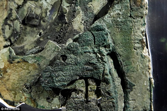 2千年前古希腊人的高科技：世界上首部“天文电脑”Antikythera Mechanism