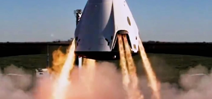 美国太空探索技术公司（SpaceX）已成功开展最新式载人“龙”飞船疏散系统的地面点火试验
