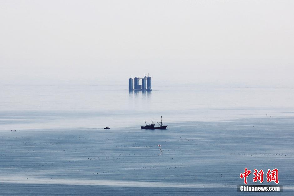 青岛灵山湾海域出现“海市蜃楼”奇观