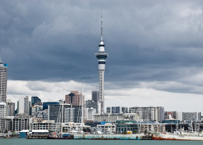 天空塔是奥克兰著名景点。