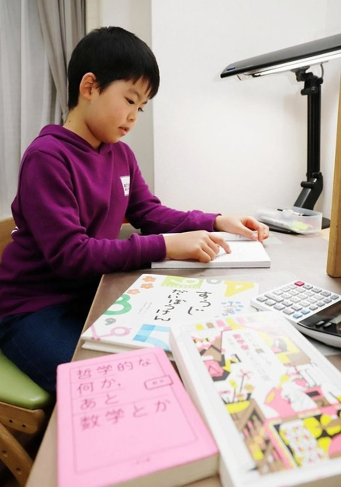 日本兵库县9岁数学神童安藤匠吾通过大学级数学测试 创最年轻合格纪录