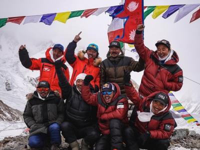 人类首次在冬季成功征服乔戈里峰（K2） 尼泊尔登山队创历史