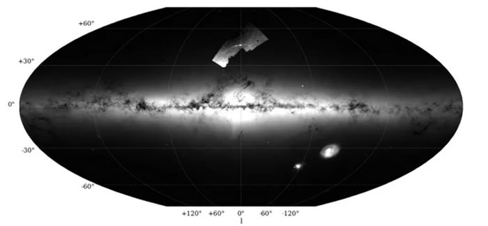 一个由数千颗恒星组成的星团可能在10亿年内分解成几十个黑洞