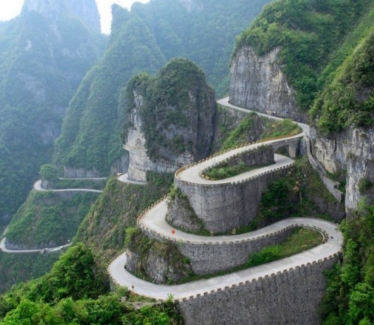 中国最美十大公路 网友：一定要走一次