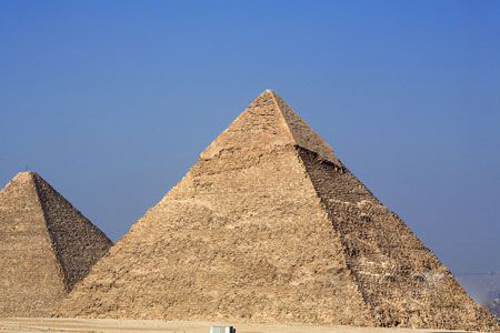 探寻埃及金字塔内神秘能量之谜